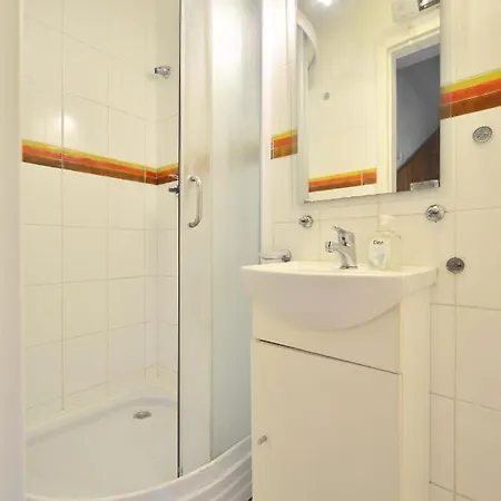 Πανσιόν Cozy With Own Bathroom In The Old Town